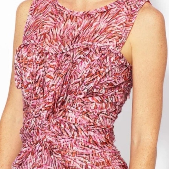 BCBG Dresses & Skirts - Beautiful flattering Rica Cotta dress!